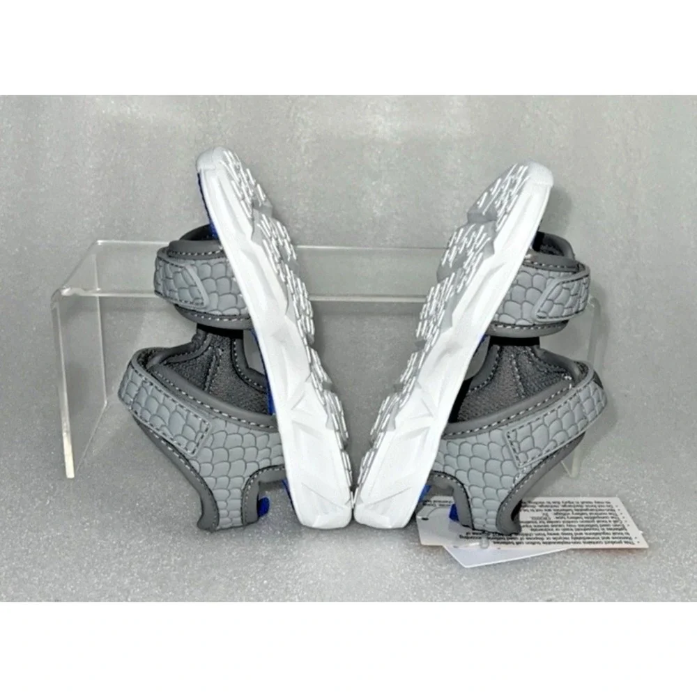 Carter's Tanis Shark Light Up Sandals Adjustable Straps Toddler Boys Size 6M NEW
